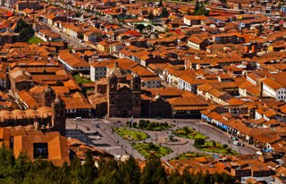 Cuzco's Plaza des Armas and the red roofs of the city from Sacsaywaman (2011) Photo (c) Karen Abrahamson Cuzco's Plaza des Armas and the red roofs of the city from Sacsaywaman (2011) Photo (c) Karen Abrahamson